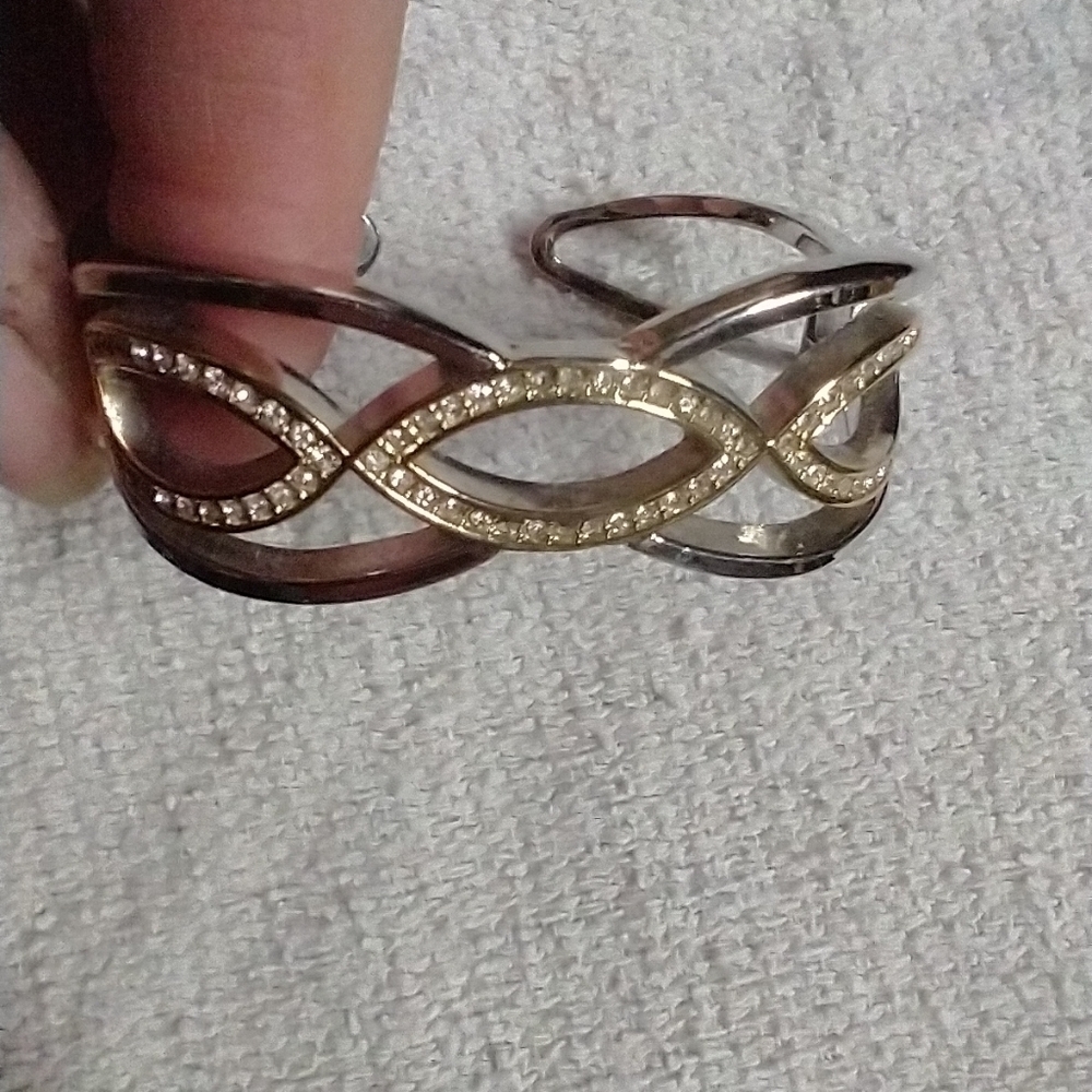 Silvertone crystal hinged sides bracelet